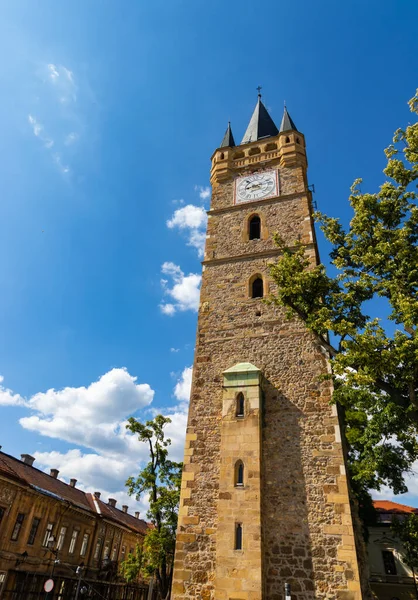 Stefan 'ın Kulesi' nin 40 metre yüksekliğindeki Baia Mare, Maramures 'daki Hisar Meydanı' nda bulunan ve aslında St. Stephen Kilisesi 'nin çan kulesiydi.