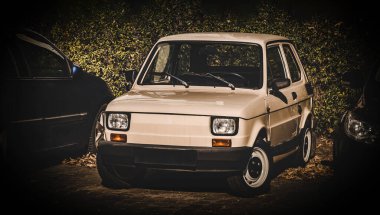 Eski Polonyalı efsanevi araba