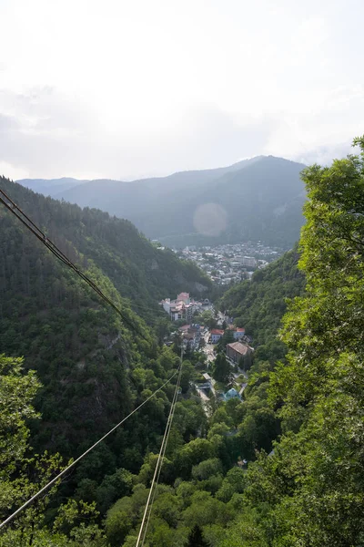 Θέα Από Αυλάκι Στην Πόλη Borjomi Της Γεωργίας Όπου Μπορείτε — Φωτογραφία Αρχείου