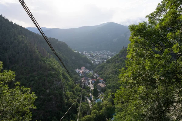 Θέα Από Αυλάκι Στην Πόλη Borjomi Της Γεωργίας Όπου Μπορείτε — Φωτογραφία Αρχείου