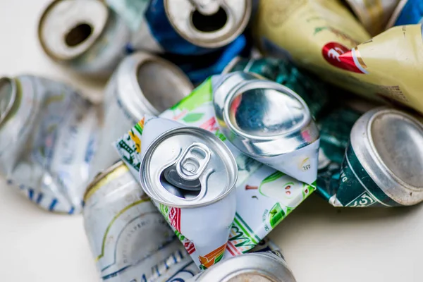 Heap Used Cans Waste Sorting Waste Processing Recyclable Materials — Stock Photo, Image