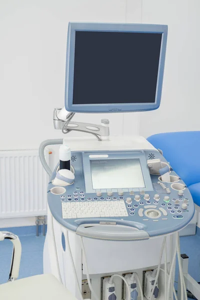 Máquina Ultrasonido Moderna Médica Una Sala Diagnóstico Del Hospital Vacía —  Fotos de Stock