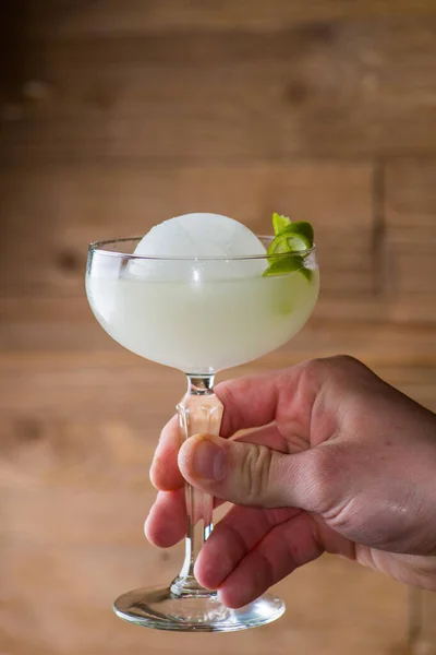 Heller Cocktail Der Bar — Stockfoto