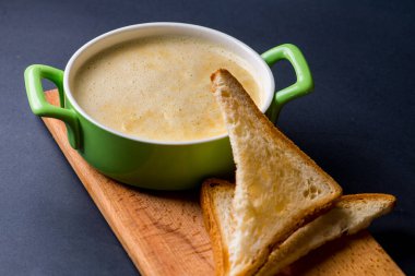 croutons kremalı çorba