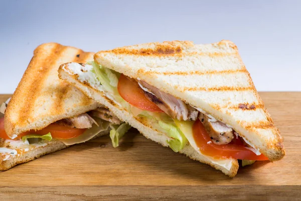 Sandwiches Una Tabla Madera — Foto de Stock