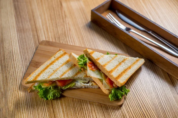 Sandwiches Una Tabla Madera — Foto de Stock