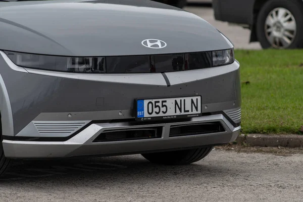 Γκρο Πλαν Φωτογραφία Της Hyundai Ioniq 2021 Ηλεκτρικό Αυτοκίνητο — Φωτογραφία Αρχείου