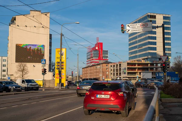 Stadtbild Von Tallinn Leichter Verkehr Auf Der Straße Parnu Estnisch — Stockfoto
