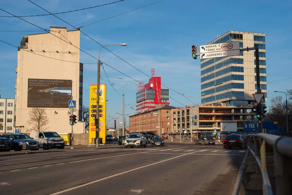 Tallin Paisaje Urbano Tráfico Ligero Carretera Parnu Estonia Parnu Maantee — Foto de Stock