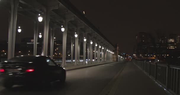 Άποψη Του Pont Bir Hakeim Πρώην Pont Passy Νύχτα Μια — Αρχείο Βίντεο