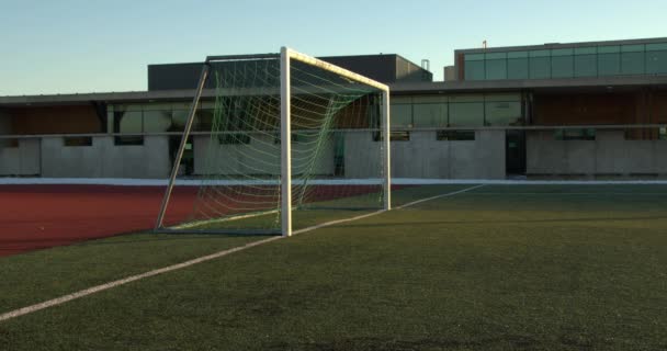 Objectif Football Avec Fond Lumière Lever Soleil Dans Stade Public — Video