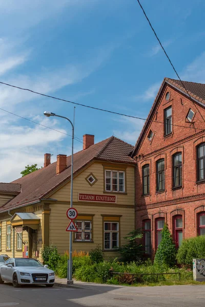 Edificio Histórico Escuela Arte Viljandi Soleado Día Verano Paisaje Urbano — Foto de Stock