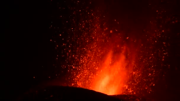 Lave Chaude Magma Sortant Cratère Nuit Éruption Volcanique Cumbre Vieja — Video