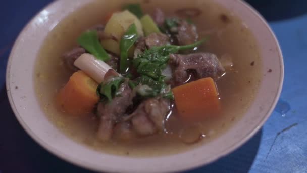 Street Food Indonesiano Zuppa Oxtail Sop Buntut — Video Stock