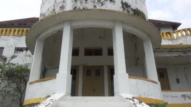 Eski Ev Binası, Perili Ev