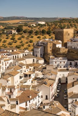 SETENIL DE LAS BODEGAS, CADIZ, SPAIN, SEPTEMBER, 5, 2022: Views of the village of Setenil in Andalucia,Spain,famous for being one of the most beautiful villages in Spain and for its famous cave houses