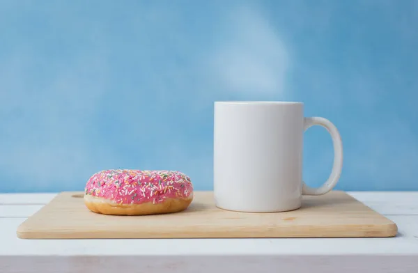 Uma Xícara Chá Donut Bebida Quente — Fotografia de Stock