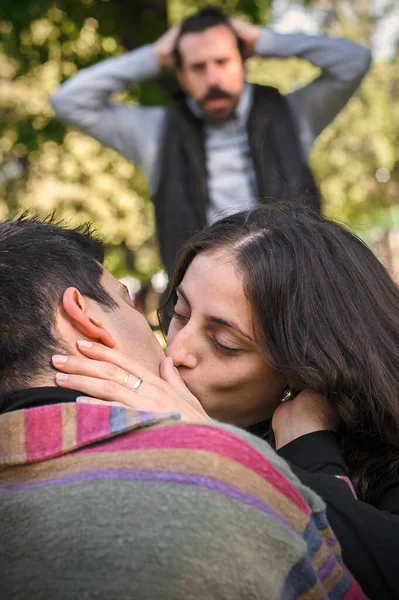 Ehebruch Und Untreue Geschockt Und Überrascht Eifersüchtigen Freund Problem Mit — Stockfoto