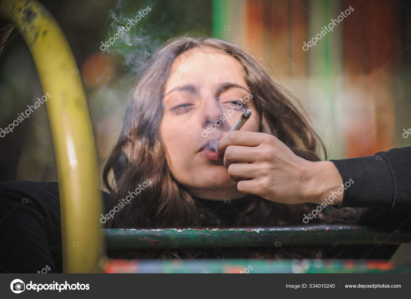 Девушки вы курите марихуану конопля потомство