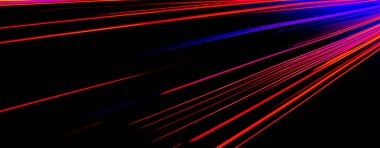 Gece arabaların ışıkları. uzun pozlama.