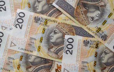 Banknotlar ve madeni paralarla fon, enflasyonla finans