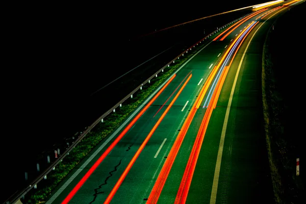 Luzes Noturnas Luzes Carros Movimento Noite Exposição Longa Vermelho Azul — Fotografia de Stock