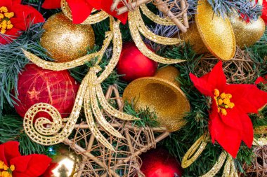 Noel ağacında Noel süslemeleri
