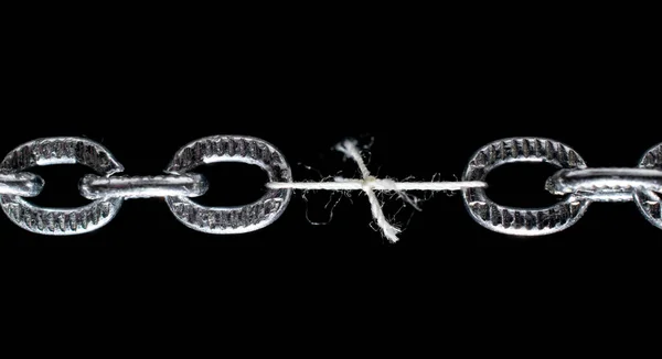 Broken Chain Tied Thread — Stockfoto
