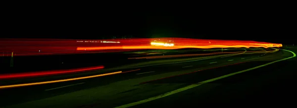 Нічні Дорожні Вогні Вогні Рухомих Машин Вночі Довга Експозиція Червоний — стокове фото