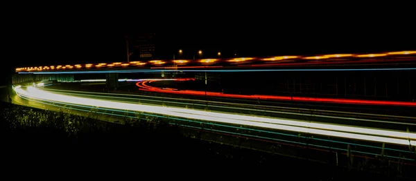 Nachtverlichting Lichten Van Bewegende Auto Nachts Lange Blootstelling Rood Blauw — Stockfoto