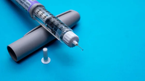 Insuline Pen Injector Insulinepen Vullen Met Een Naald Een Witte — Stockfoto