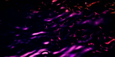 Mavi su aynası. Dalgalanan su yüzeyinin soyut arkaplanı