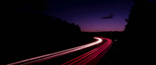 Luci Auto Con Notte Lunga Esposizione Linee Luminose — Foto Stock
