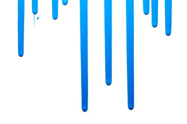 Beyaz bir duvara boya döküyorum.