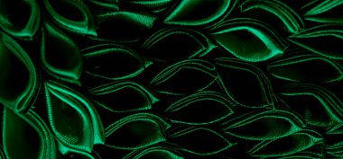 Renkli gözyaşı damlası yapraklı arkaplan