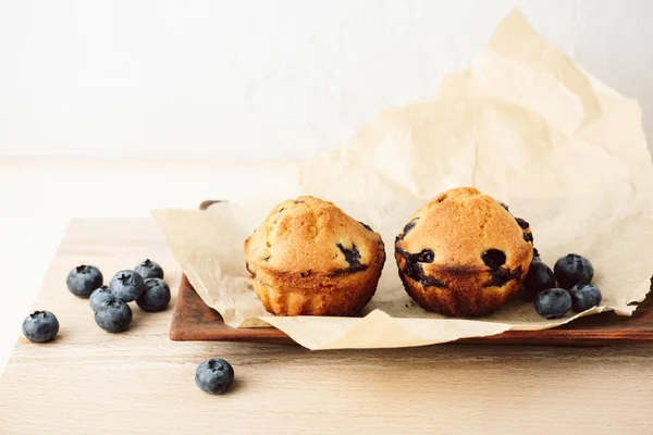 Two Mini Cakes Blueberries Tray — Stock Photo, Image