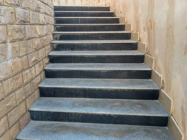 Классическая Изогнутая Лестница — стоковое фото