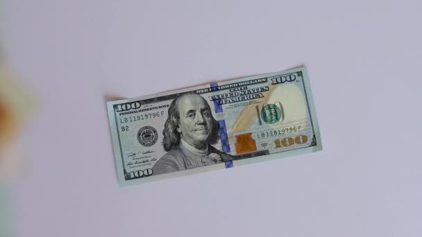 专注于100美元的钞票宏观拍摄 特写聚焦镜头 — 图库视频影像