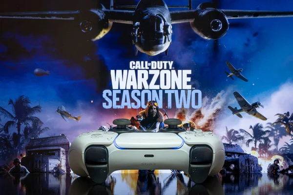 Playstation Controller Focus Call Duty Warzone Season Screen Apr 2022 — Stock Photo, Image