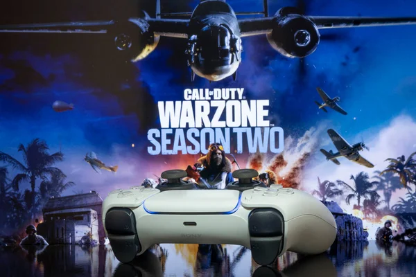 Playstation Controlador Foco Con Call Duty Warzone Temporada Pantalla Abr —  Fotos de Stock