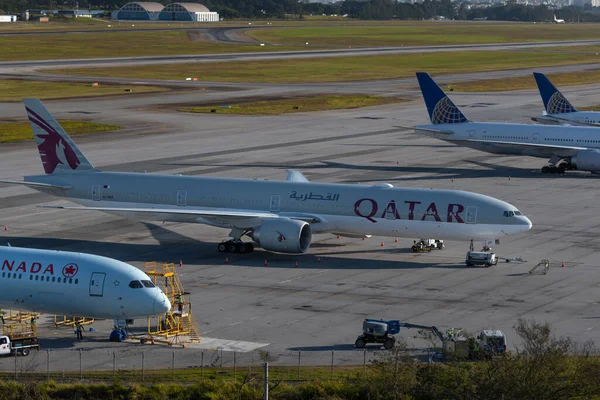 Boeing Qatar Parkerad Vid Gru Airport Underhåll Område Maj 2022 — Stockfoto
