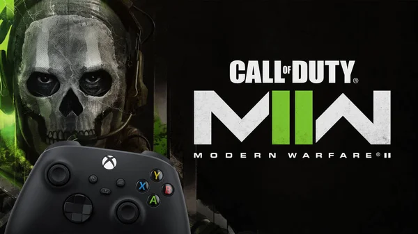 Contrôleur Xbox Series Avec Call Duty Modern Warfare Écran Télévision — Photo