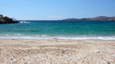 Yunanistan 'daki Klima' nın güzel ve rüya gibi kumlu plajı