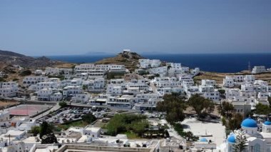 Yunanistan 'da Chora olarak da bilinen güzel köyün panoramik manzarası