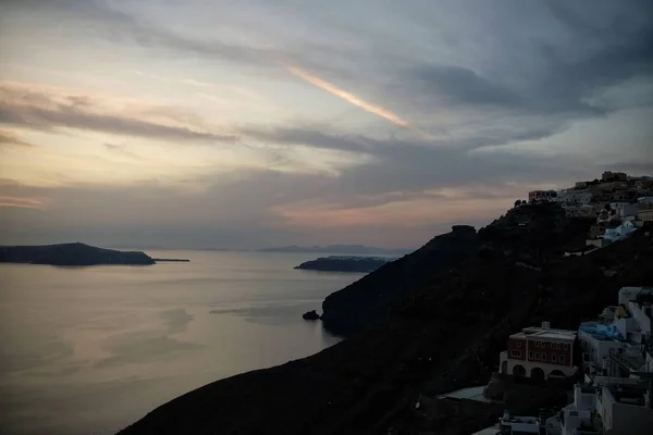 Uitzicht Fira Rotsen Kliffen Het Pittoreske Dorpje Oia Achtergrond Santorini — Stockfoto