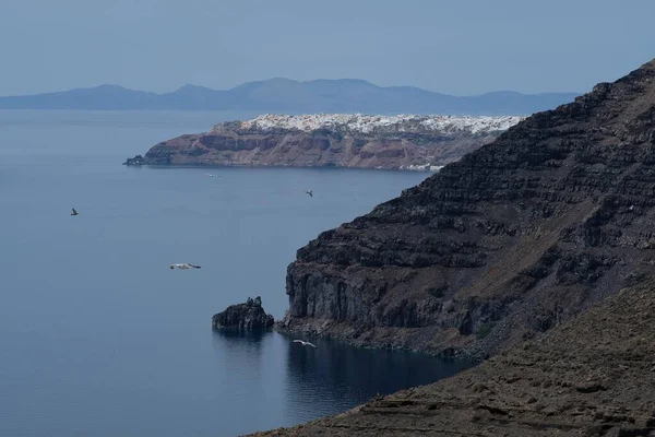 Paisaje Volcánico Pintoresco Pueblo Oia Fondo Santorini Grecia — Foto de Stock