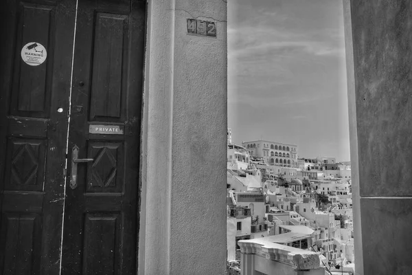 Black White Photo Door Picturesque Village Fira Santorini Greece Background — Stock Photo, Image