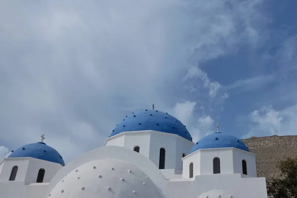 View Whitewashed Orthodox Church Santorini Greece — 图库照片