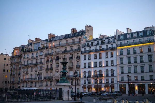 Paris França Fevereiro 2022 Vista Edifícios Residenciais Franceses Típicos Lado — Fotografia de Stock