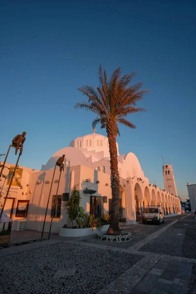 Vista Igreja Metropolitana Ortodoxa Fira Santorini Enquanto Sol Põe — Fotografia de Stock